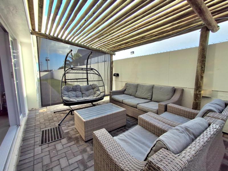 4 Bedroom Property for Sale in Britannia Bay Western Cape